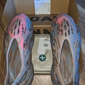 Adidas Yeezy Foam Runners Size 12 Sand gray